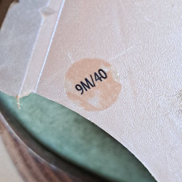 Vince Camuto Dendra Utility Green Suede Wedge Gore Boots Ankle Heeled 40 9 - Picture 7 of 13